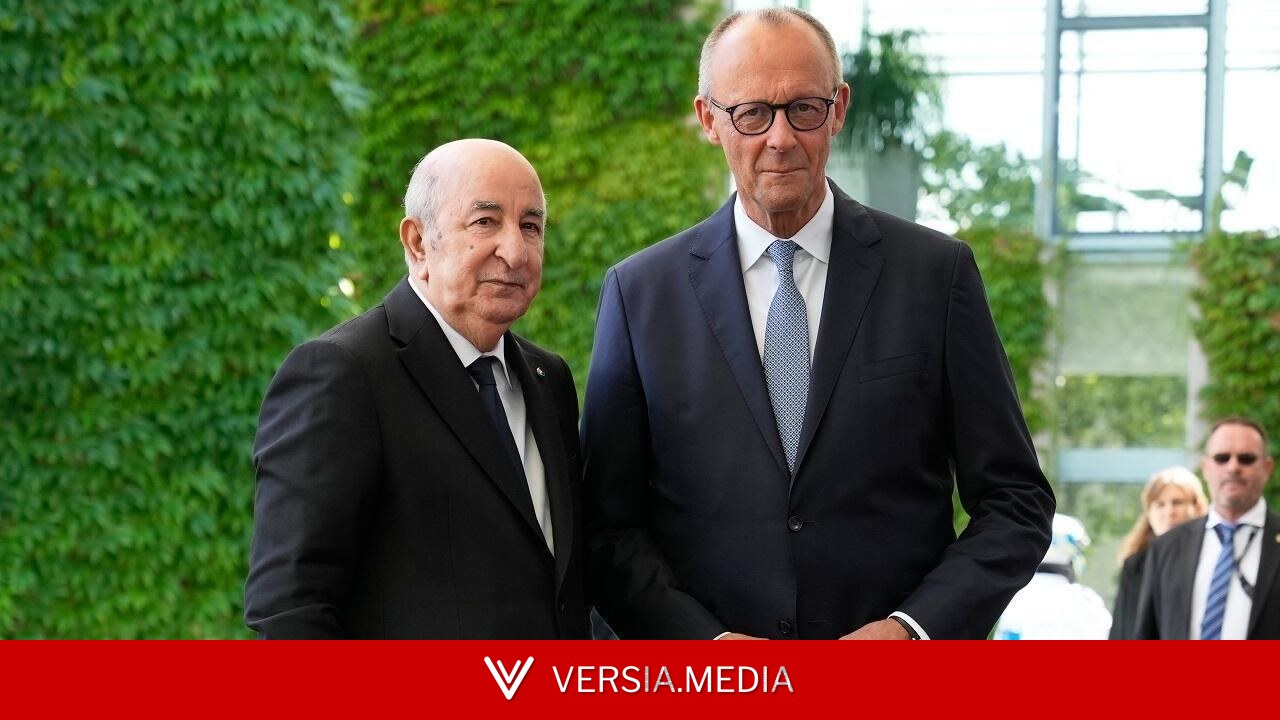 Algérie: en Allemagne, le président Tebboune conclut des accords mais évite de parler du journaliste Christophe Gleizes